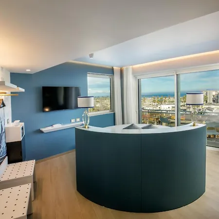 Отель Ambasciatori Соттомарина