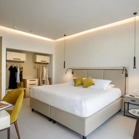 Hotel Ambasciatori 3*