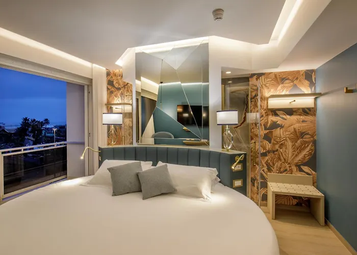 Ambasciatori Hotel 3*