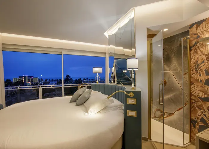 Hotel Ambasciatori 3*
