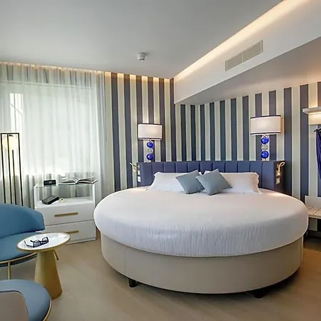 Ambasciatori Hotel 3*